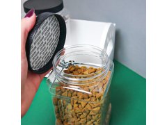 Zásobník se 2 nádobami na psí pamlsky 3