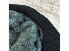 Zateplený baret s&nbsp;kožíškem - černý 2