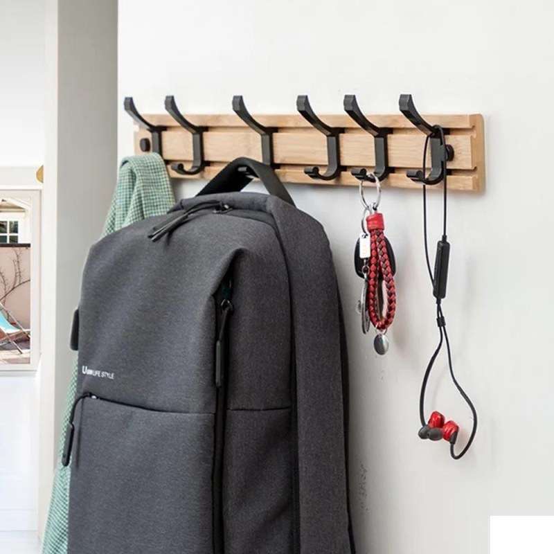 Dřevěný věšák s&nbsp;5 kovovými háčky 50 cm - Dárky