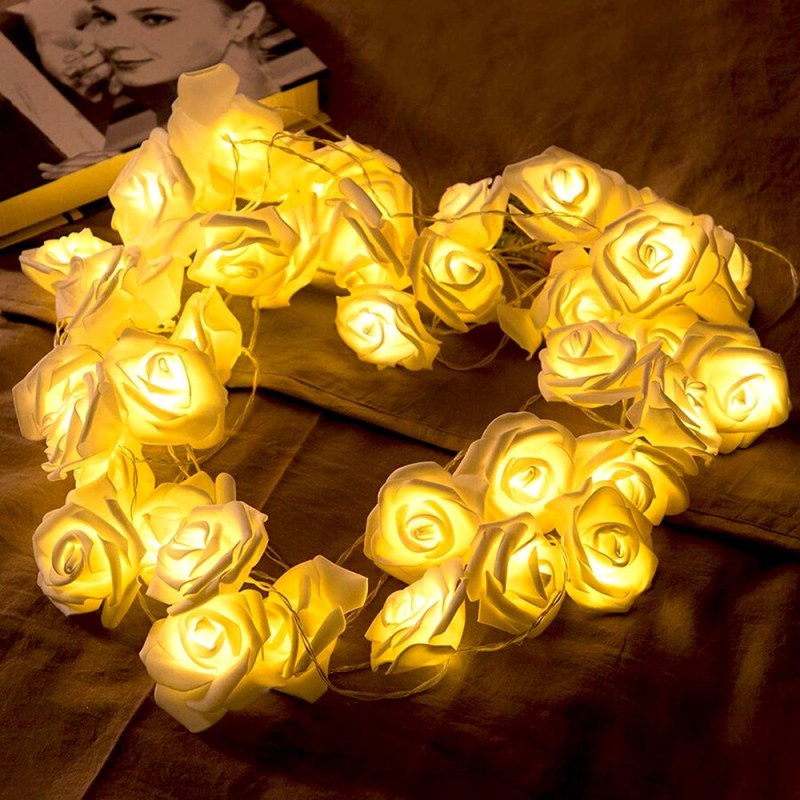 LED světelný řetěz na baterie s&nbsp;růžičkami - 20 květů - Dárky