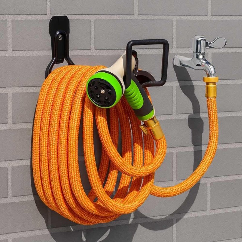 Nástěnný držák na zahradní hadici - Dárky