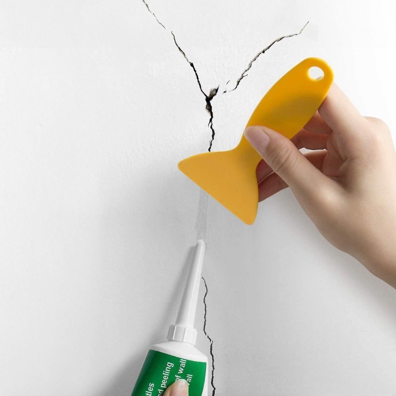 Sada pro rychlou opravu stěn - Dárky