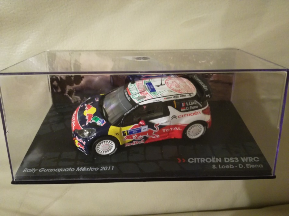 Citroen DS3 WRC Red Bull S. Loeb Winner Rally Mexico 2011 1/43