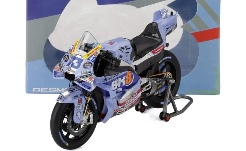 Modely aut a&nbsp;motorek model 1/12 MotoGP - Ducati GP25 Alex Marquez