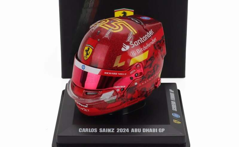 Model přilby Carlos Sainz - SF Abu Dhabi 2024 1:5 LookSmart