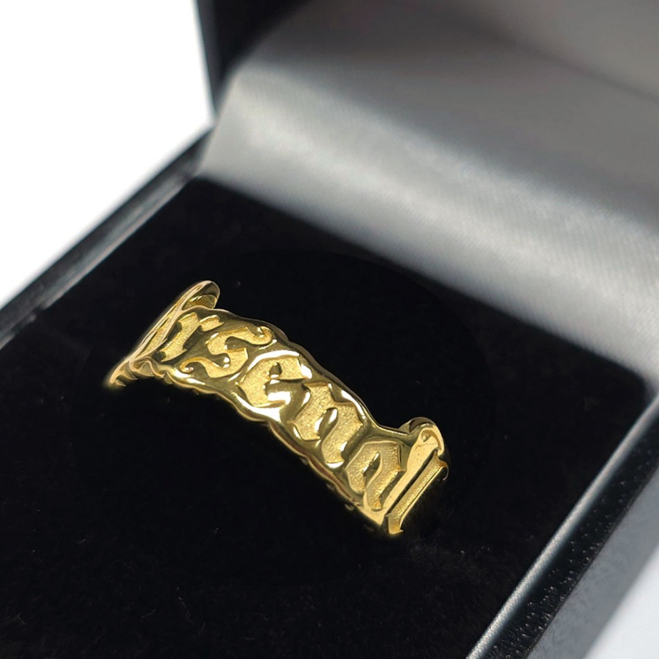 FC Arsenal prsten 18ct Gold Plated on Silver Text Ring - Q - FC Arsenal klíčenky, náramky, šperky