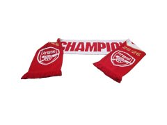 FC Arsenal zimní šála Champions 25/26