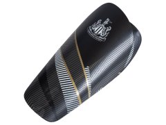 Newcastle United dětské chrániče Black fuse design - 7 to 9 years (120cm)