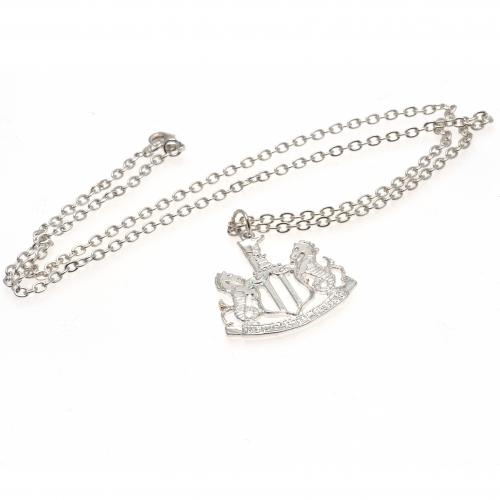 Newcastle United řetízek na krk s&nbsp;přívěškem Silver Plated Pendant & Chain - Newcastle United klíčenky, náramky, šperky