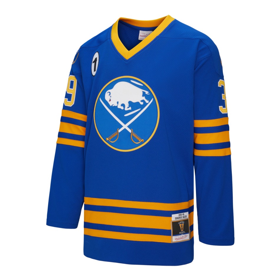 Buffalo Sabres hokejový dres Dominik Hasek 1995 NHL Dark Jersey - Buffalo Sabres dresy