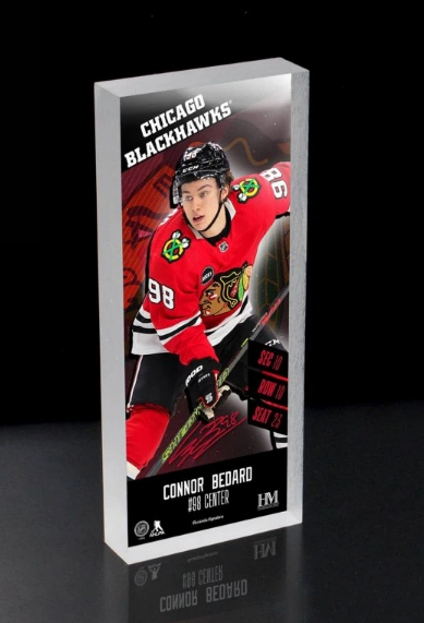 Chicago Blackhawks obrázek v&nbsp;rámečku Connor Bedard picture - Chicago Blackhawks ostatní suvenýry