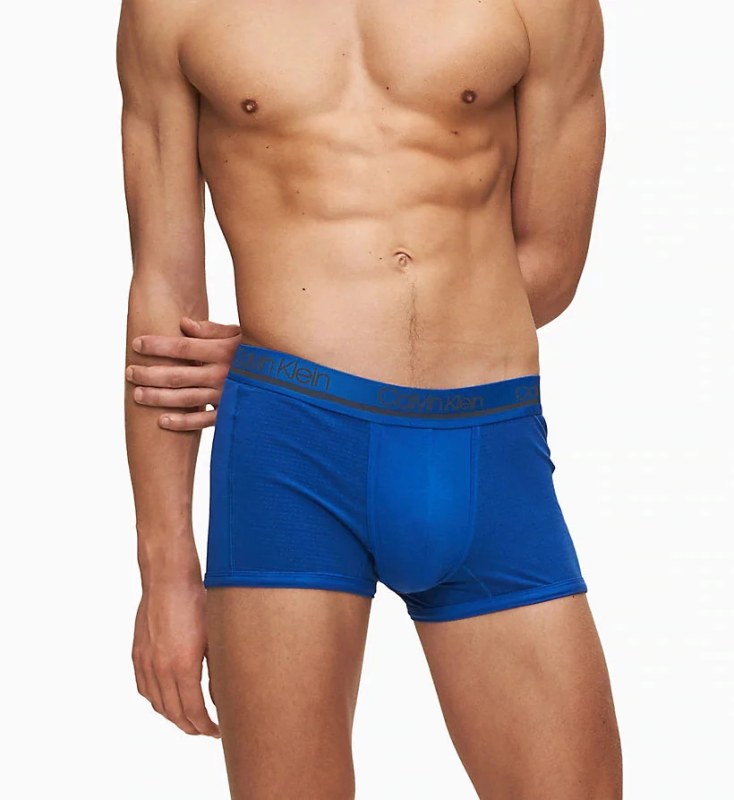 Boxerky NB2177A-LK8 modrá - Calvin Klein - Pánské oblečení Muži spodní prádlo boxerky