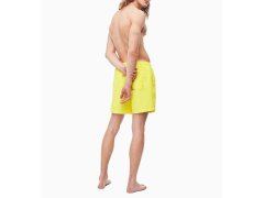 Pánské plavecké šortky KM0KM00381-ZAM žlutá - Calvin Klein 1