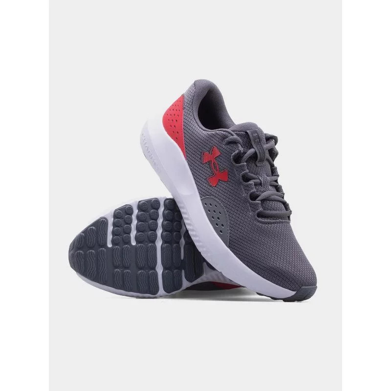 Pánské sportovní boty Surge 4 M 3027000-107 Tmavě šedá s červenou - Under Armour Pánské sportovní boty Surge 4 M 3027000-107 Tmavě šedá s červenou - Under Armour - Pánské oblečení boty