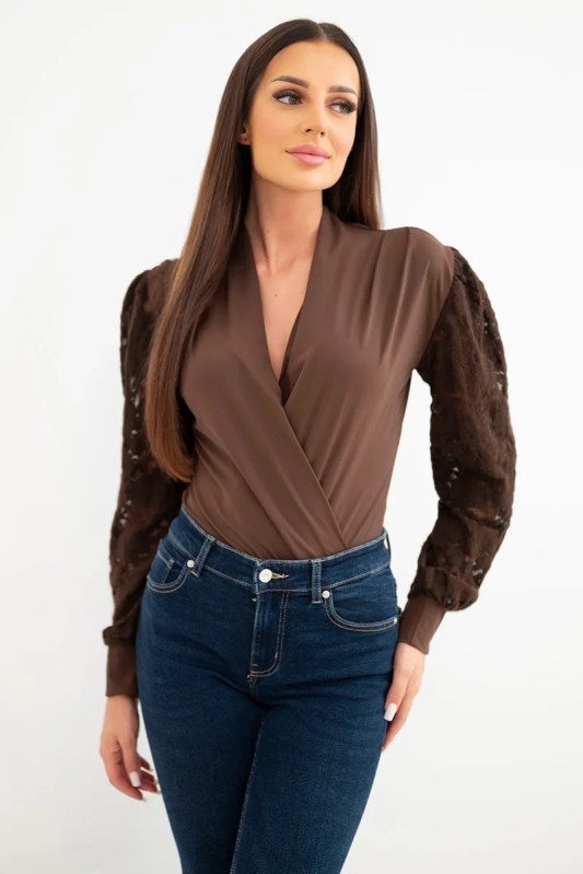 Dámské body halenka zavinovací s&nbsp;krajkovými rukávy hnědá - Dámské spodní prádlo body