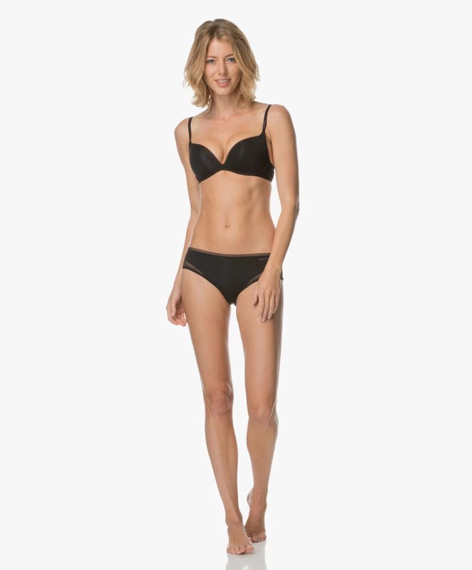 Kalhotky Sculpted Mesh QF1709E - Calvin Klein - Dámské spodní prádlo kalhotky a&nbsp;tanga