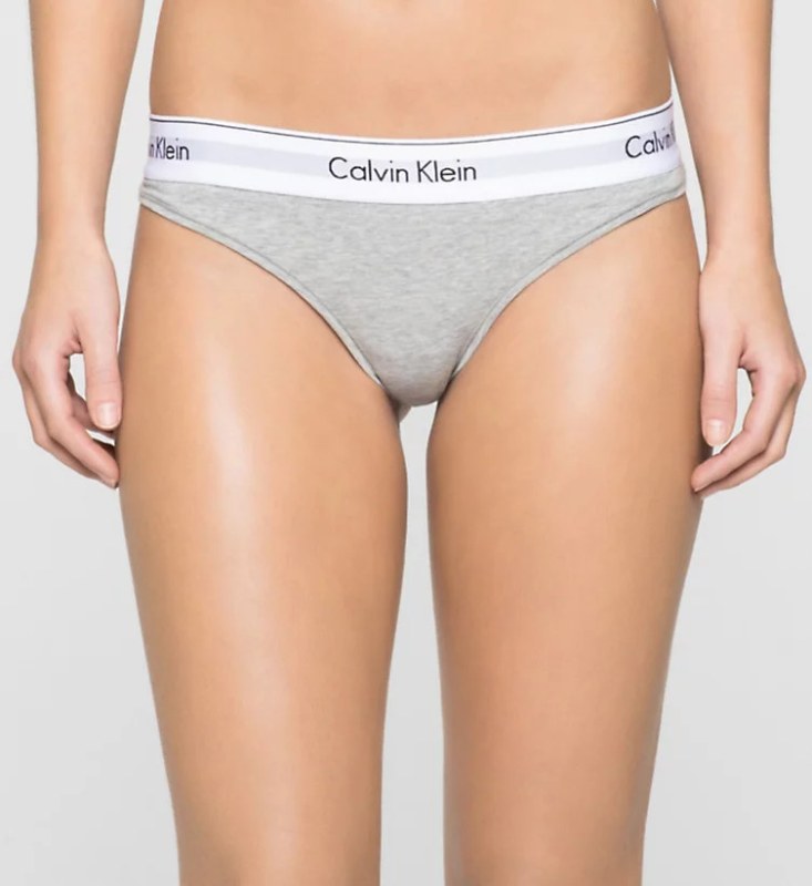 Tanga F3786E-020 šedá - Calvin Klein - Dámské spodní prádlo kalhotky a&nbsp;tanga tanga