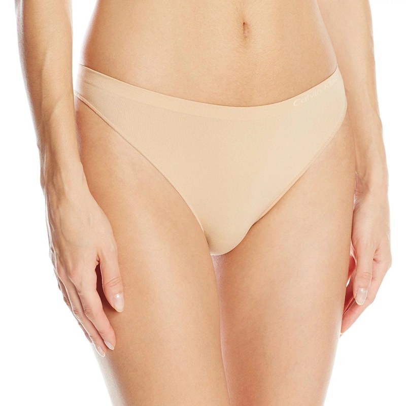 Tanga Pure Seamless QD3544E tělová T|O Calvin Klein - Dámské spodní prádlo kalhotky a&nbsp;tanga tanga