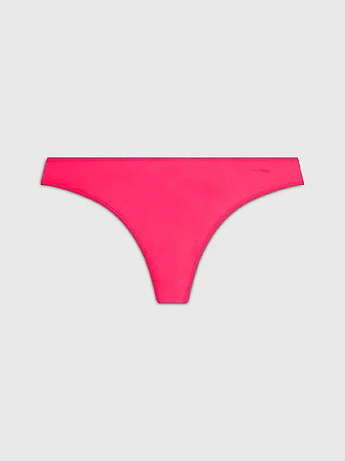 Dámské tanga QF6816E 9T4 korálové - Calvin Klein - Dámské spodní prádlo kalhotky a&nbsp;tanga tanga
