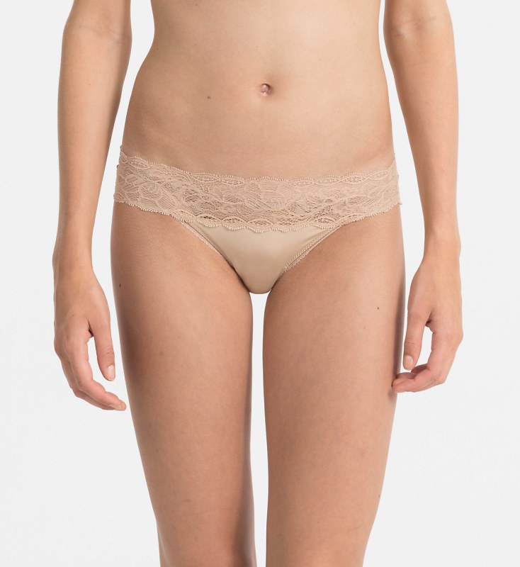Kalhotky QF1200E tělová - Calvin Klein - Dámské spodní prádlo kalhotky