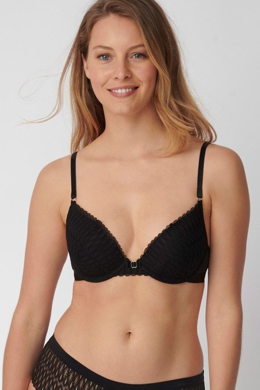 Push-up podprsenka model 230227 Triumph - Dámské spodní prádlo podprsenky push-up