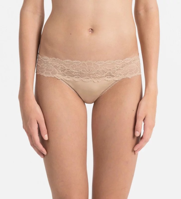 Dámské tanga QF1199E-GXB meruňková - Calvin Klein - Ženy Dámské spodní prádlo tanga