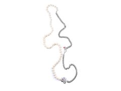 Guess Originální náhrdelník s&nbsp;perlami UBN81019