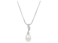 JwL Luxury Pearls Stříbrný náhrdelník s perlou a zirkony JL0200 (řetízek, přívěsek)
