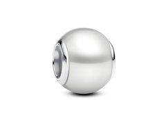 Pandora Elegantní stříbrný korálek se syntetickou perlou Moments 793781C01