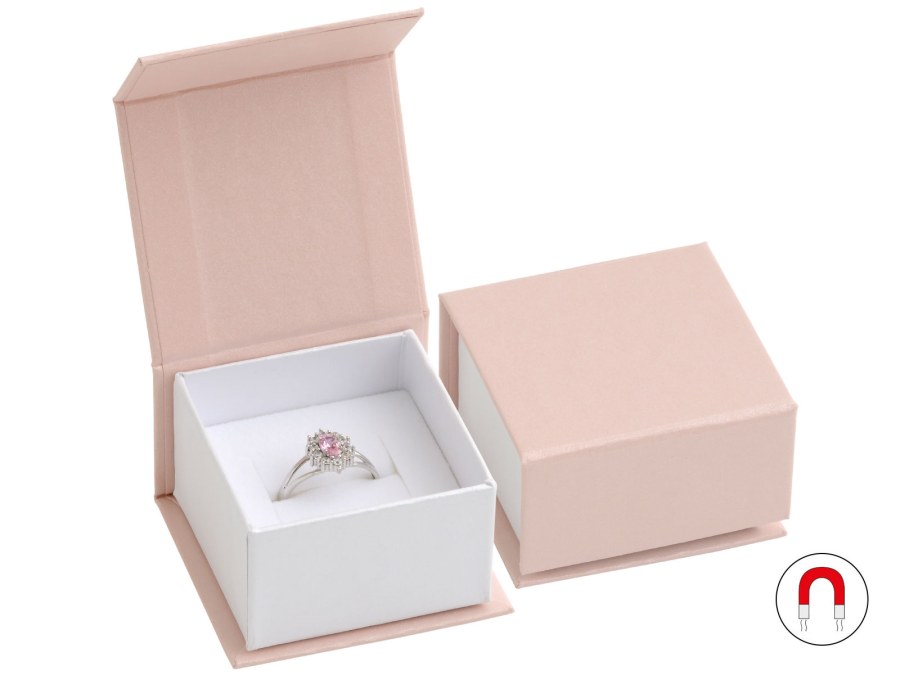 JK Box Pudrově růžová dárková krabička na prsten nebo náušnice VG-3/A5/A1 - Prsteny Snubní prsteny