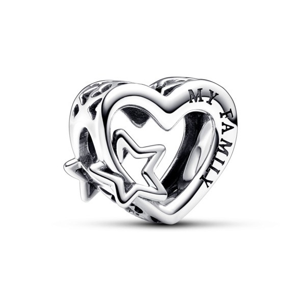 Pandora Stříbrný korálek Děrované rodinné srdce a hvězdy Moments 792829C00 Pandora Stříbrný korálek Děrované rodinné srdce a hvězdy Moments 792829C00 - Přívěsky Přívěsky na náramky