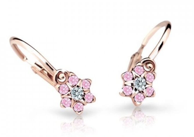Cutie Jewellery Půvabné dětské náušnice z růžového zlata C2152-10-X-4 růžová Cutie Jewellery Půvabné dětské náušnice z růžového zlata C2152-10-X-4 růžová - Náušnice První náušnice