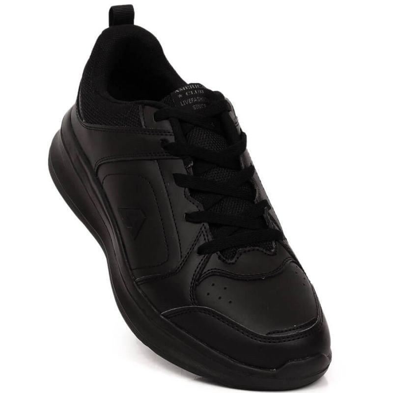 Pánská sportovní obuv M AM923 black leather - American Club - Pro muže boty