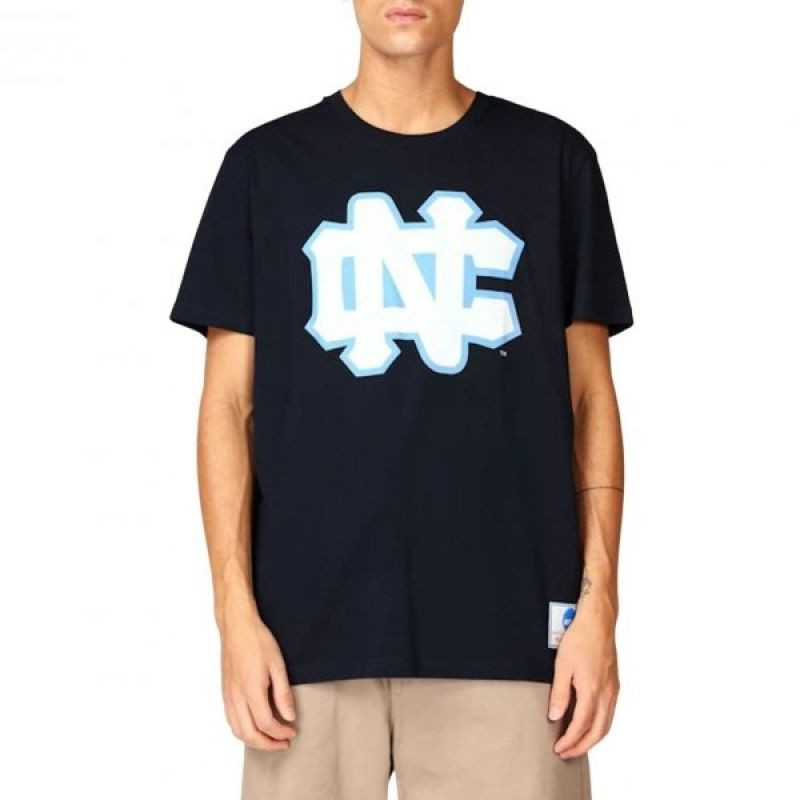 Mitchell & Ness NCAA University Of North Carolina Velké tričko s logem M BMTRINTL1272-UNCNAVY T-Shirt - Pro muže trička, tílka, košile