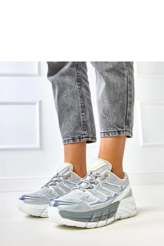Sportovní boty na platformě model 218129 Solea