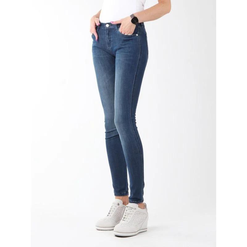 Dámské džíny Wrangler Natural River W Jeans W29JPV95C - Pro ženy pro ženy kalhoty